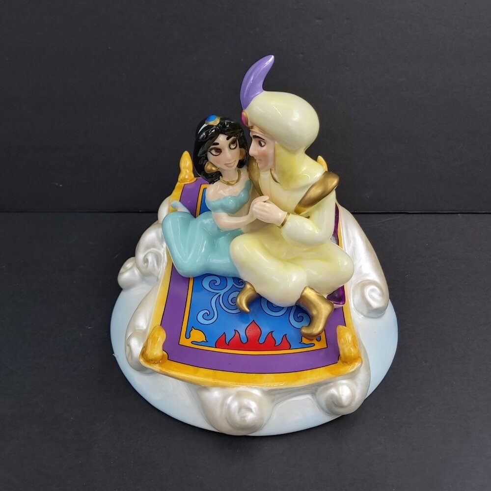 Disney Aladdin & Jasmine Magic Carpet MUSIC BOX -A Whole New World 1993 SCHMID